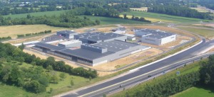 Vue aérienne de l’usine de Cavigny, près de Saint-Lô (Manche), appartenant au SMPF et qu’il exploite en régie.
