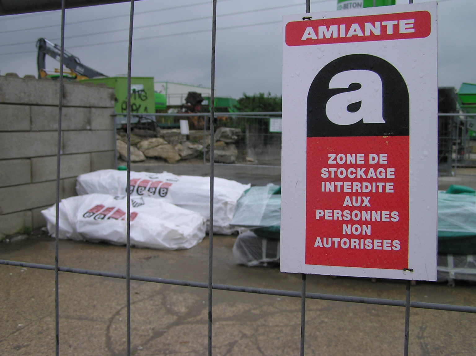 REP bâtiment : le lourd fardeau de l’amiante